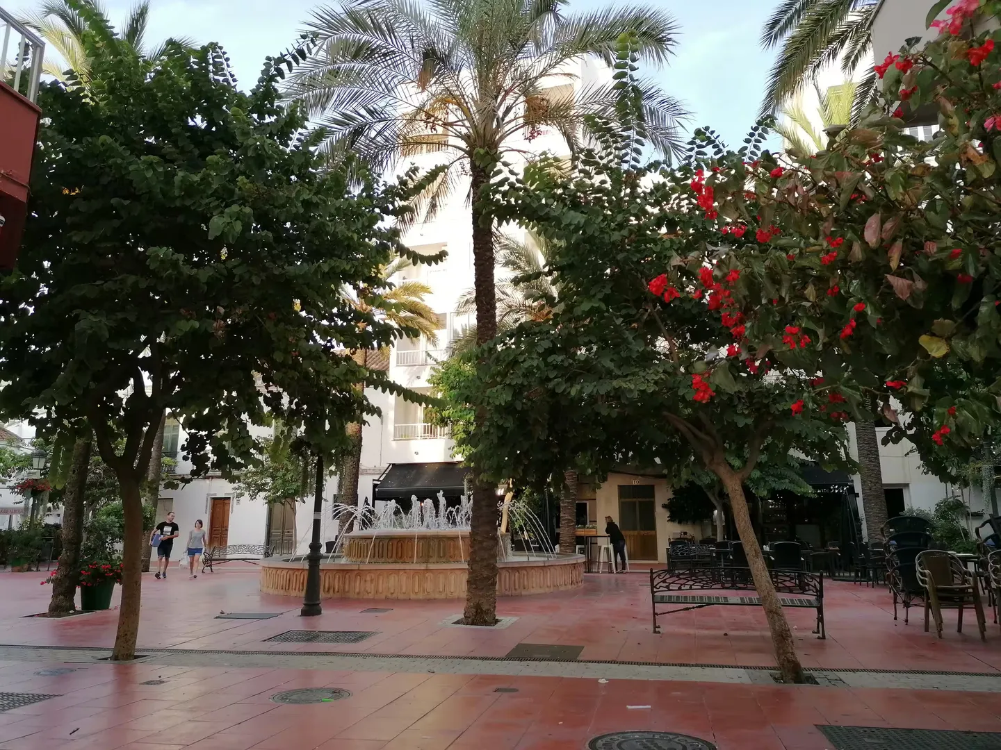 Estepona · Exterior day — before HostRev