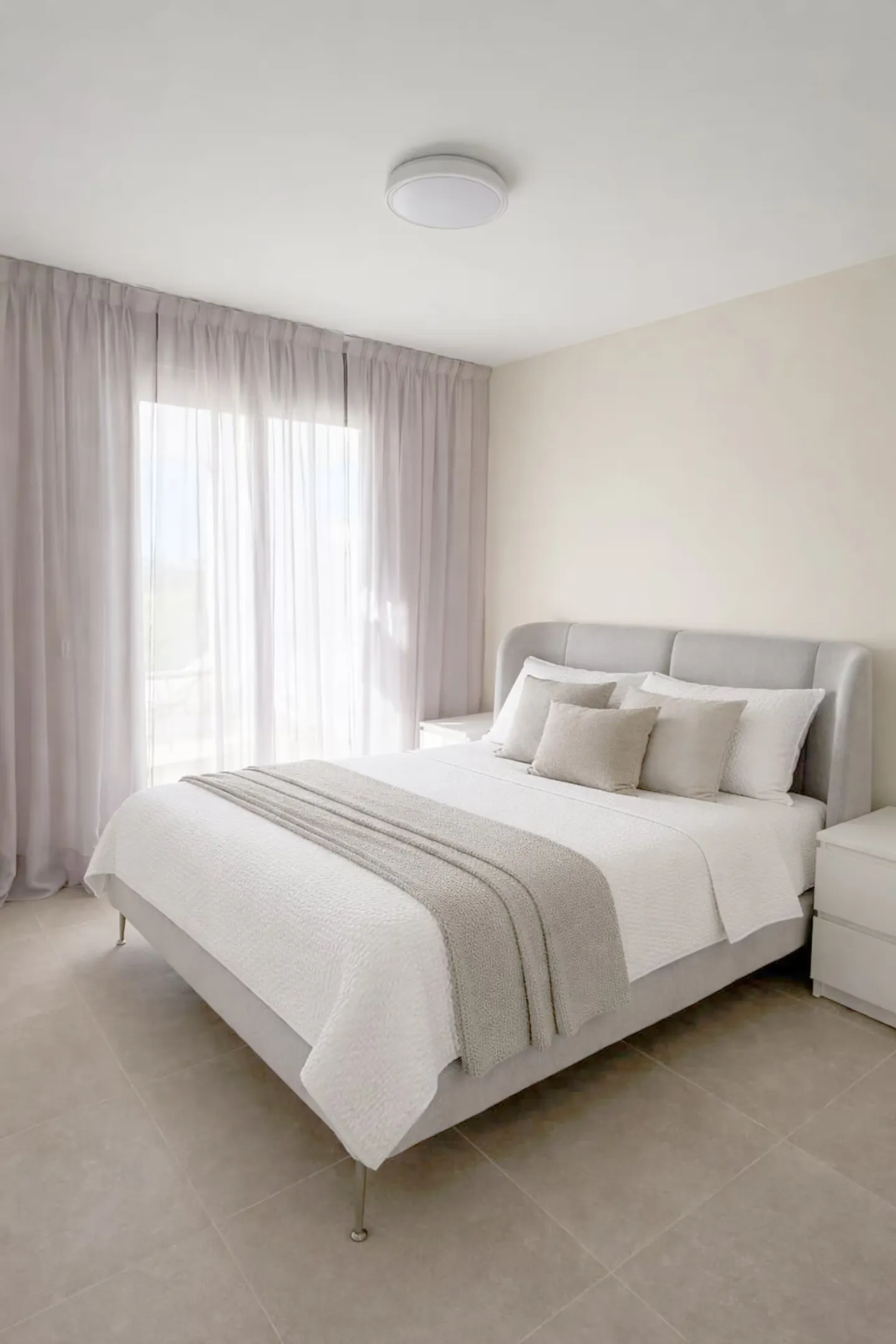 Estepona · Slaapkamer — before HostRev
